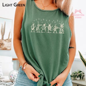 Cute Bugs Tank Top, Retro Boho Wildflower Bug Insect Lover Comfort Colors Shirt, Women’s Nature Tee, Garden Wildlife Humor Top