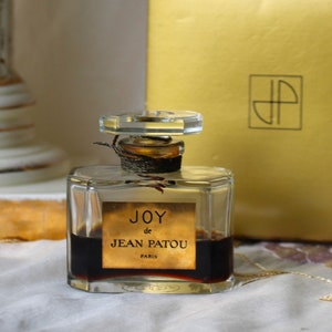 JOY PATOU COCO CHANEL PERFUME BOTTLE MINIATURE LATI YELLOW BARBIE FASHION  ROYALTY BLYTHE PULLIP SYBARITE DOLLHOUSE DIORAMA 1:6