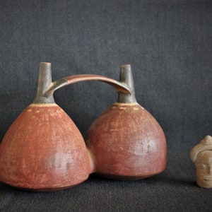Authentic Antique Pre-Columbian Ceramic Double Bottle Bridge Vessel Artifact