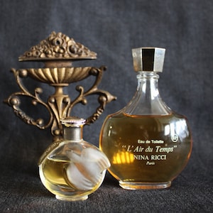2 Vintage Perfume Bottles L&#39;Air De Temps, the Times,  Nina Ricci Eau de Toilette and Parfum France