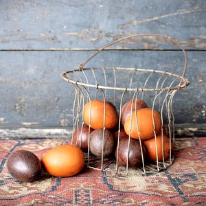 13 Uova da cova vintage in legno tornito a mano
