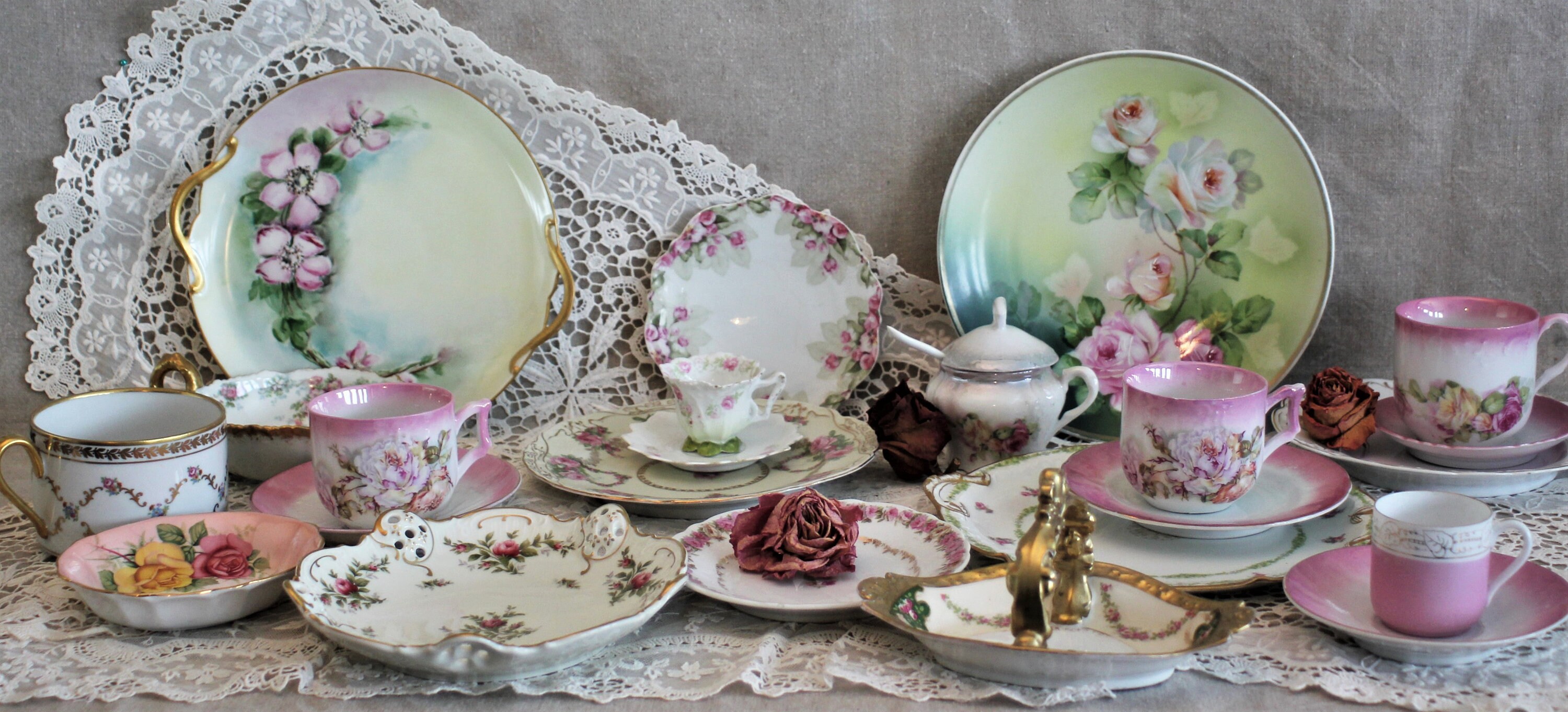 Anciens vide-poches en porcelaine de Plaue | This is Vintage