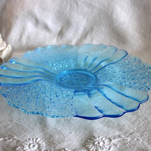 Antike Wright Glass Blue Daisy & Button Center Bowl / Servierplatte