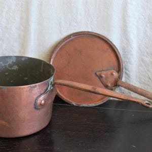 Antik hamrad koppar 3 liters kastrull med lock