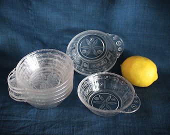 7 Antique EAPG Glass Willow Oak Wreath Handled Sauce Bowls Early American Pattern Glass