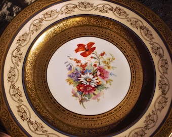 Vintage Set Of 6 Hutschenreuther Selb Bavaria Gilt Porcelain Dinner Plates With Floral Centers For Macy&#39;s