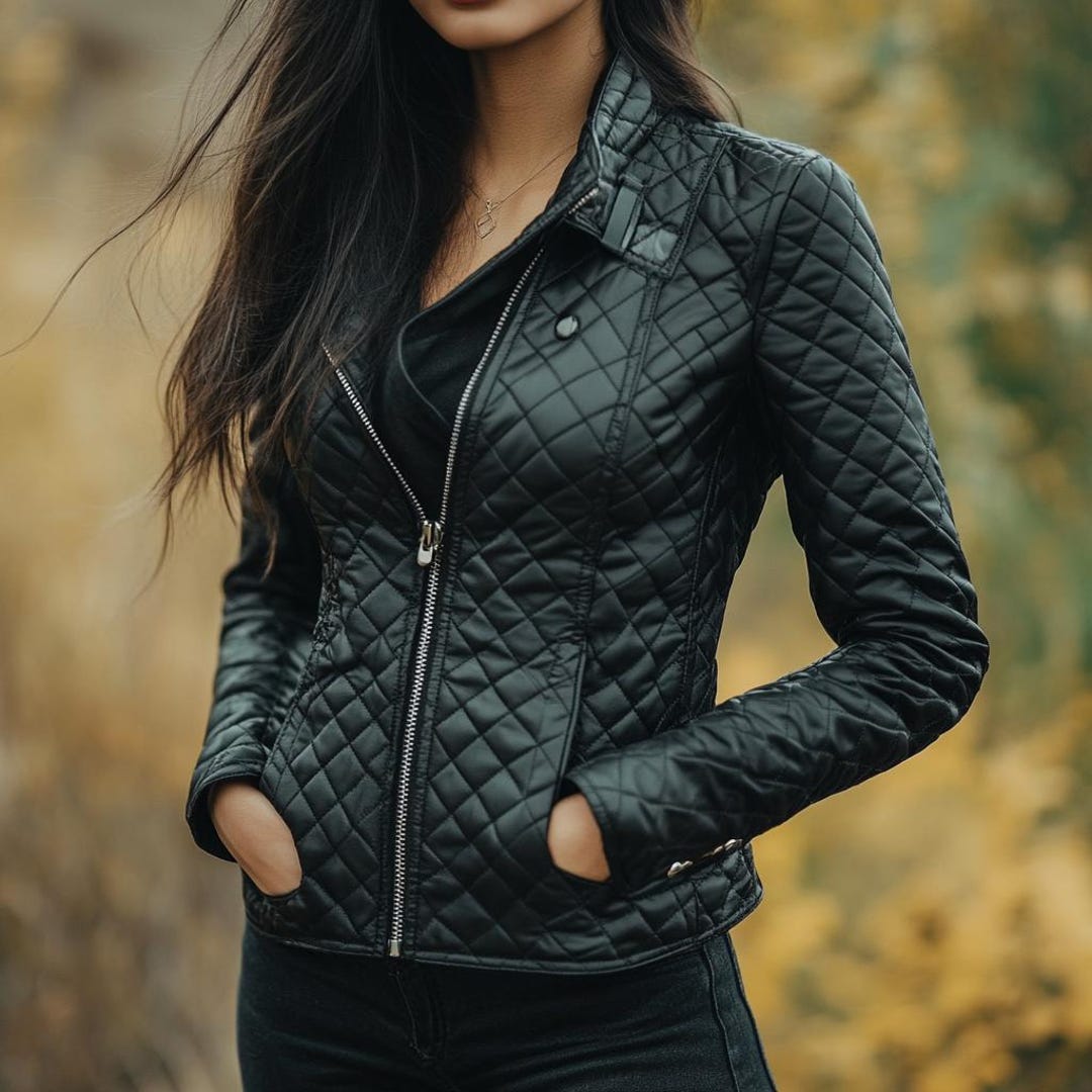 ブラックキルティングレザーバイカージャケット：レディースモトジップ