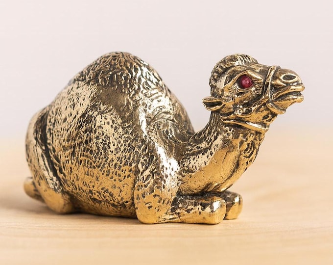 Antique Inspired Collectable Camel Figurine Silver Plate