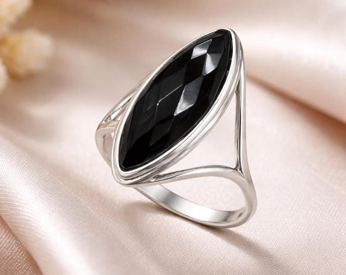 Black Onyx Ring, 925 Sterling Silver Minimalist Jewelry