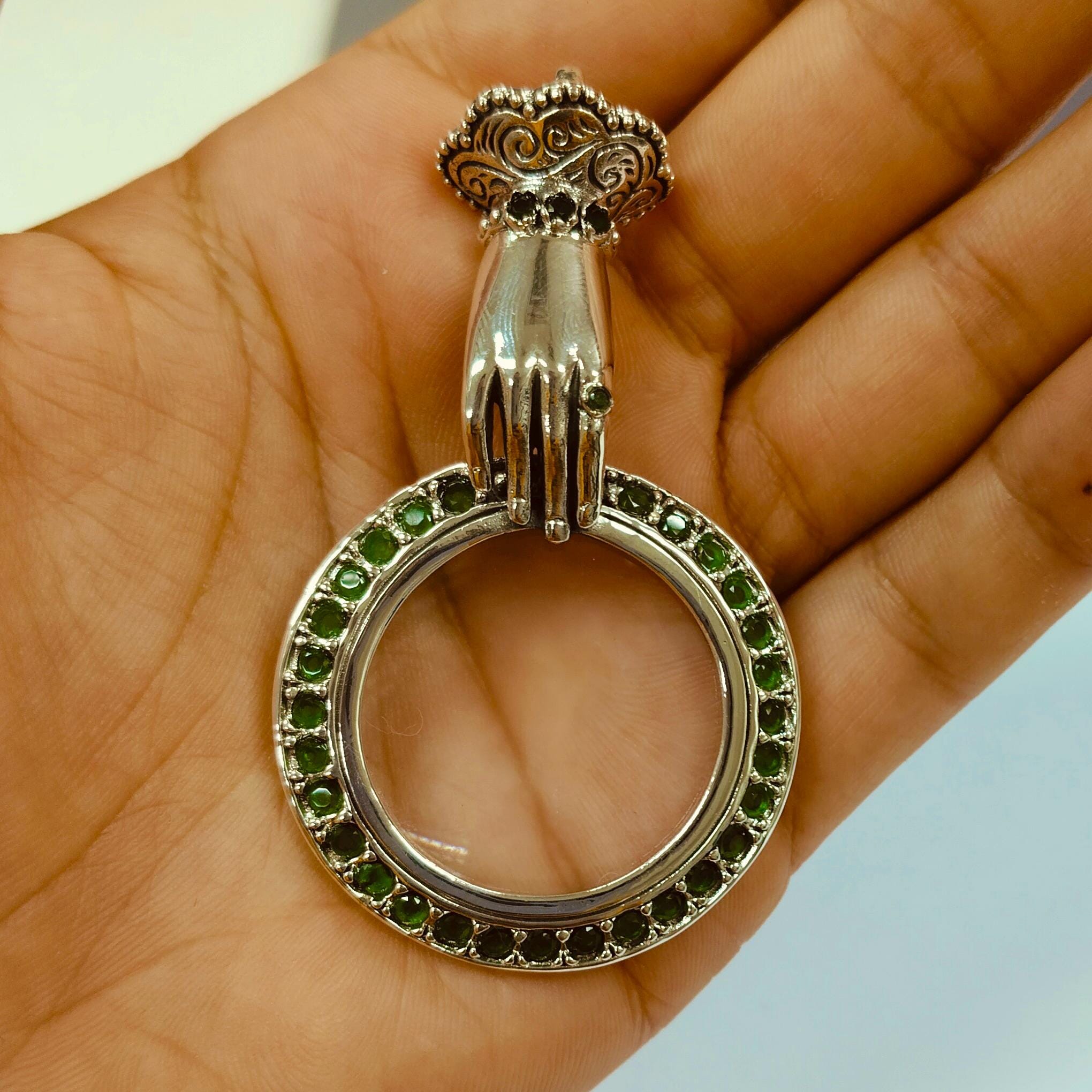 Antique Nouveau Inspired Collectable Emerald Hand Magnifying Glass 925 Sterling Silver with Chain