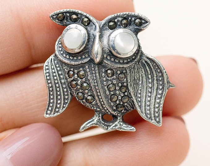 Vintage Owl Brooch with Mother of Pearl and Marcasite Animal Jewelry Gift, Woodland Nature Lover Accessory, Collectible Retro Owl Pin