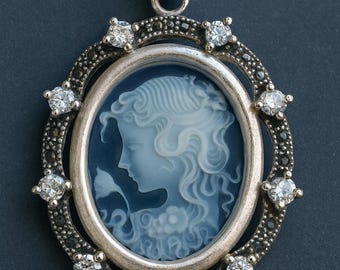 Ancien Pendentif Camée En Argent Avec Décor De Marcassite - Occasion