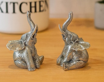 Vintage Style Silver Plated Elephant Salt and Pepper Shakers Decorative Tableware, Collectible Animal Figurines, Kitchen Dining Gift