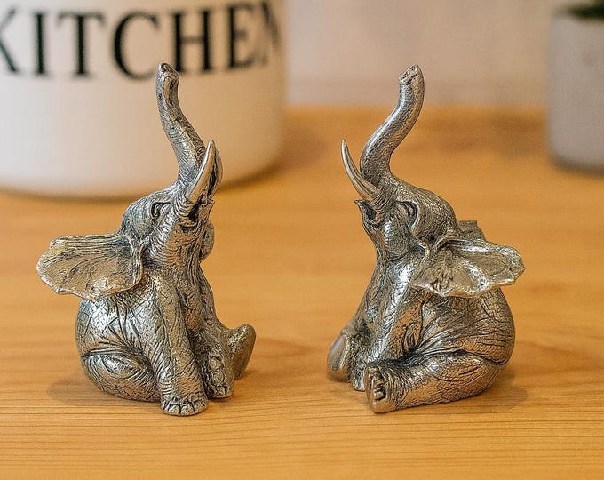Vintage Style Silver Plated Elephant Salt and Pepper Shakers Decorative Tableware, Collectible Animal Figurines, Kitchen Dining Gift