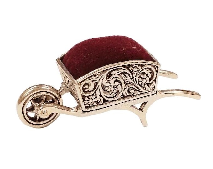 Victorian Style Collectable Wheelbarrow Pin Cushion 925 Sterling Silver Sewing Needle