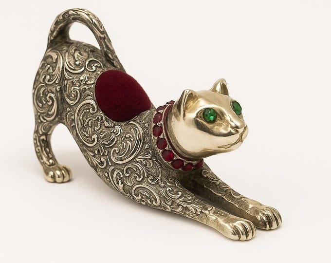Vintage Style Silver Plated Cat Pin Cushion Decorative Sewing Accessory Collectible Figurine Gift for Sewers