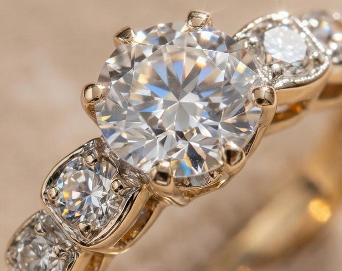 Diamond Solitaire Engagement Ring 18k Gold