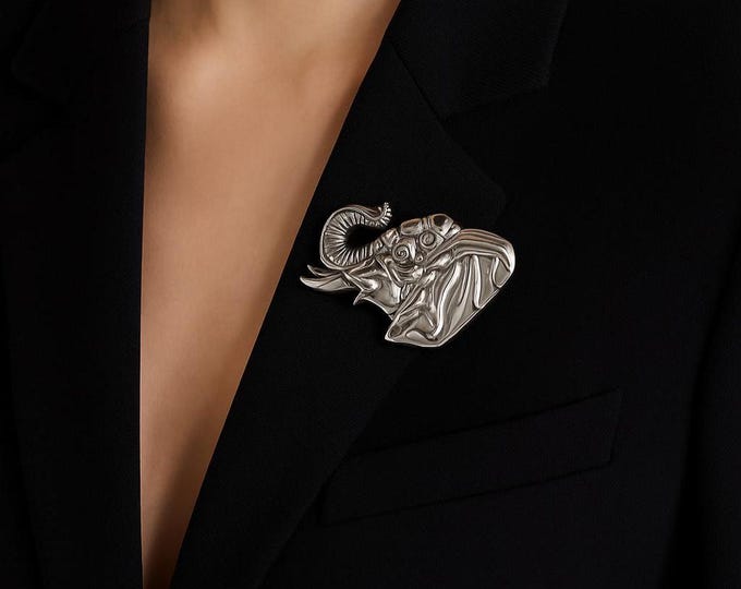 925 Sterling Silver Elephant Head Brooch Animal Pin, Tribal Wildlife Jewelry, Statement Lapel Accessory for Men and Women