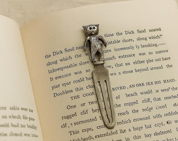 Antique Silver Cat Bookmark Vintage Animal Book Lover Gift, Reading Accessory, Collectible Metal Page Marker