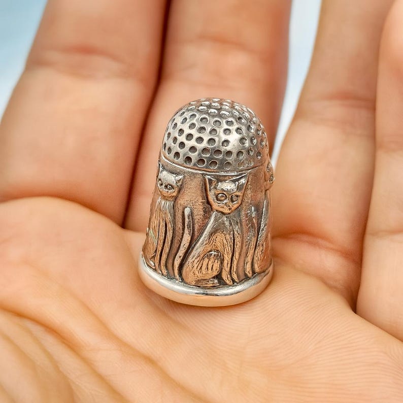 925 Sterling Silver Cat Thimble Antique Style Collectible Sewing Thimble with Detailed Feline Design Vintage Inspired Sewing Accessory image 2