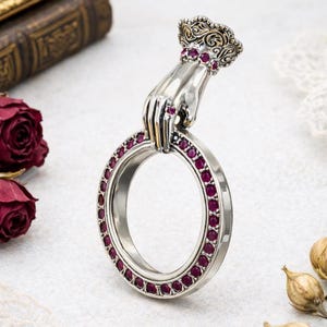Lupa de mano con rubí de colección, inspirada en el estilo nouveau antiguo, en plata de ley 925 con cadena.