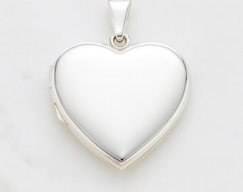 925 Sterling Silver Heart Locket Pendant Keepsake Necklace Gift for Her