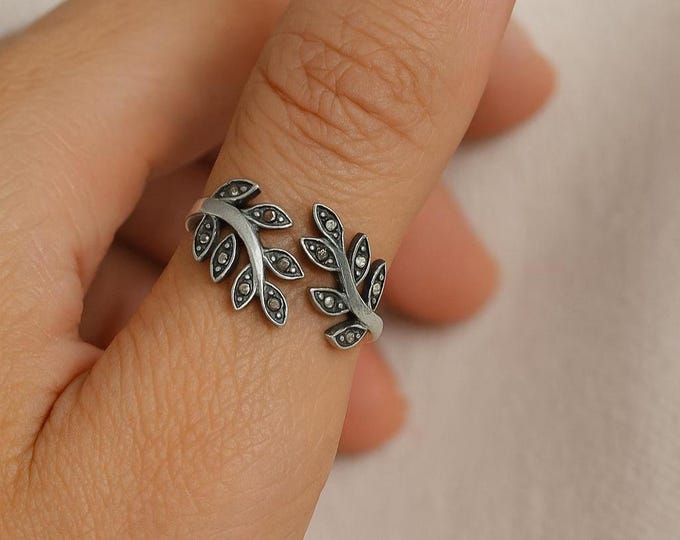 Oxidized Sterling Silver Leaf Ring, Adjustable Open Ring, Nature Inspired Jewelry