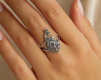 Vintage Style Sterling Silver Peacock Ring with Marcasite