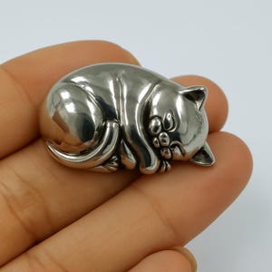 Antique Inspired Collectable Sleeping Kitten Cat Brooch 925 Sterling Silver Cat Lover Gift