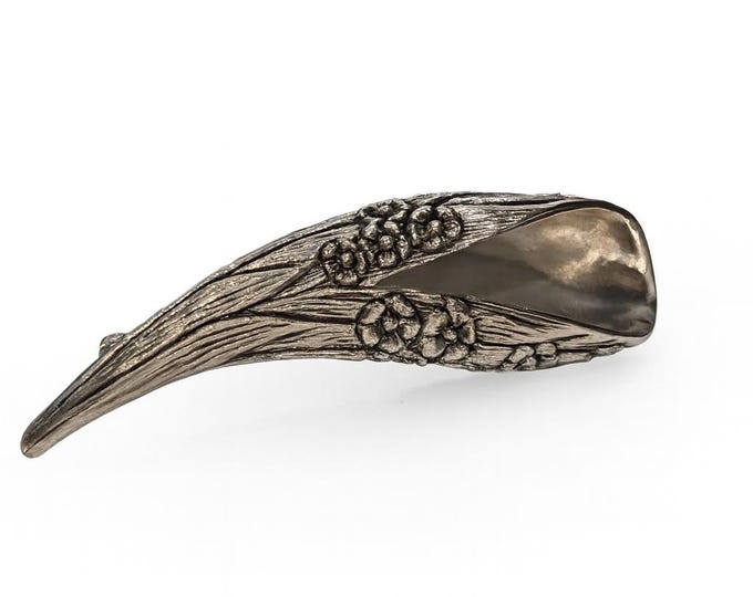 Silver Plate Floral Posy Holder Brooch Vintage Tussie Mussie Nosegay Pin, Victorian Style Flower Holder Jewelry