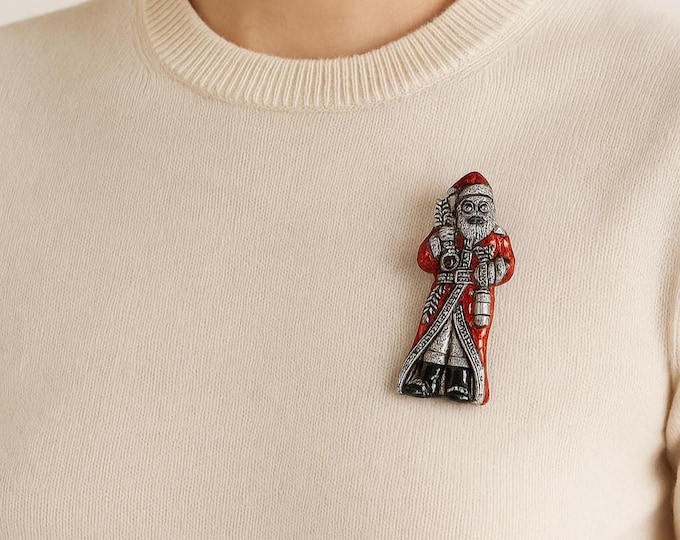 Vintage Sterling Silver Santa Claus Brooch Detailed Christmas Holiday Jewelry, Festive Collectible Gift Pin