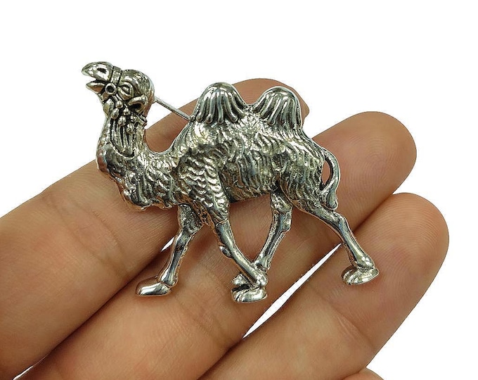 Antique Style Camel Brooch 925 Sterling Silver