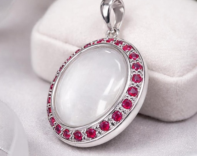 Antique Inspired Collectable Ruby Magnifying Glass Pendant 925 Sterling Silver with Chain