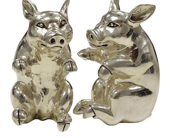 Vintage Style Silver Plated Pig Salt and Pepper Shakers Collectible Animal Tableware, Gift for Kitchen or Dining Decor