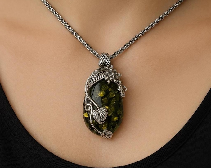 Art Nouveau Inspired Green Amber Leaf Pendant 925 Sterling Silver