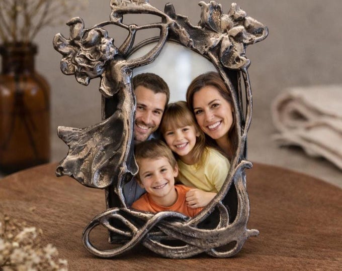 Vintage Style Mini Photo Frame 925 Sterling Silver Floral Antique Finish Picture Frame Keepsake Gift for Family