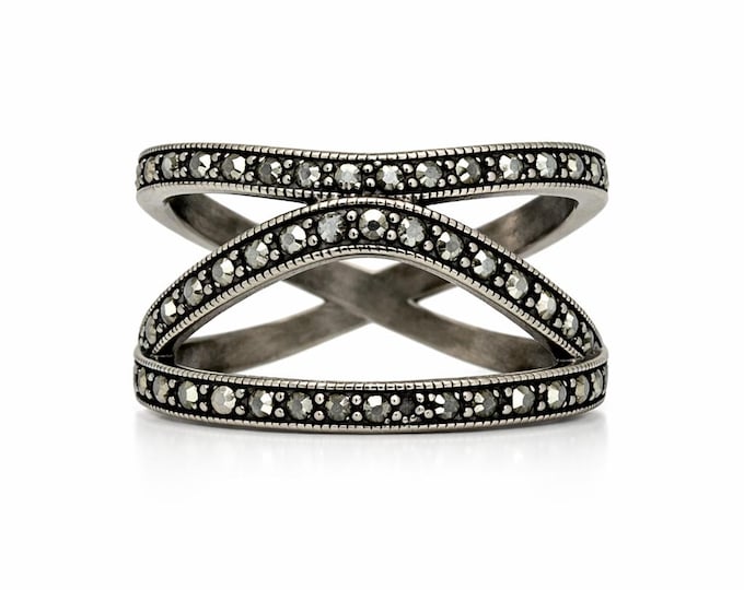 Vintage Style 925 Sterling Silver Ring with Marcasite Accents Art Deco Statement Jewelry