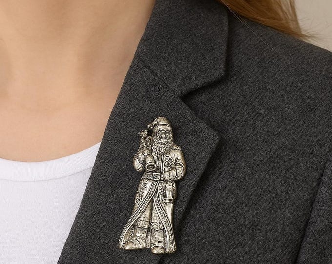 Vintage Sterling Silver Santa Claus Brooch Detailed Christmas Holiday Jewelry, Festive Collectible Gift Pin