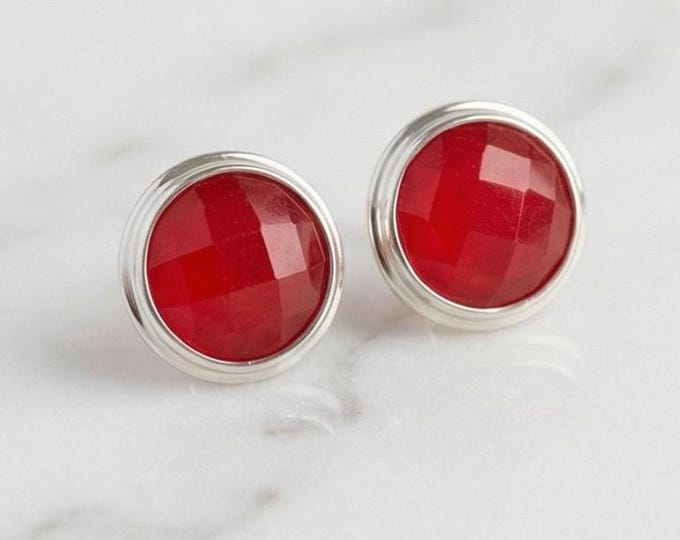 Round Red Gemstone Faceted 925 Sterling Silver Stud Earrings