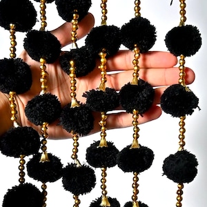 12 Stück künstliche mehrfarbige handgemachte 6 Fuß Pom Pom Hochzeitsgirlande für Maiyun , Vivah, Nikkah, Shadi, Haldi Sangeet Mehndi Dekoration