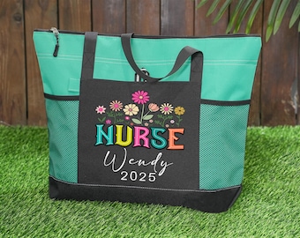 Benutzerdefinierte Krankenschwester Tasche mit Namen, personalisierte Krankenschwester Tasche mit Reißverschluss, benutzerdefinierte Name Tote, Krankenschwester Abschlussgeschenk, Krankenschwester Geschenk, Krankenschwester Arbeitstasche
