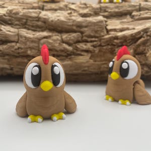 Flexi Chicken Figurine from a 3D Printer – Cute Decorative Figurine | Flexi Chicken | Desk Decor | Gift Idea