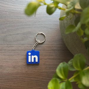 Porte-clés NFC LinkedIn – Partagez instantanément votre profil LinkedIn | Alternative à la carte de visite intelligente