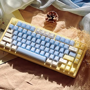 PBT Keycap Set: Cute Beach Design | Cherry Profile | 164 Keys | MX Switch | For Mechanical Keyboards