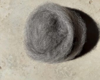 Border Leicester Roving - Natural ready-to-spin wool