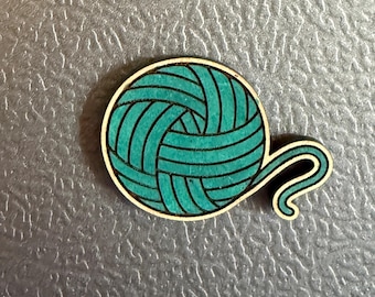 Yarn Ball Magnet, Knitter Gift, Crochet Lover Decor