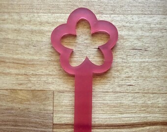 Simple Tools - Flower Topped Ring Distaff, hand spinning tool