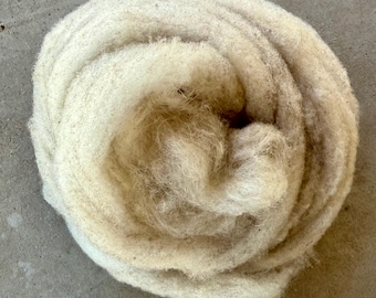 CVM Cross Roving - Natural ready-to-spin wool