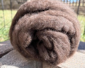 Alpaca Roving - 100% Natural Dark Brown Haucaya Alpaca fiber