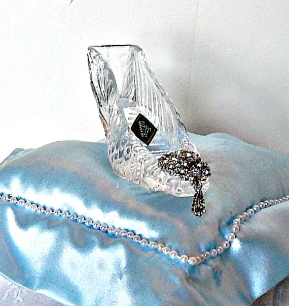 Items similar to Glass slipper Cinderella, wedding Princess Party